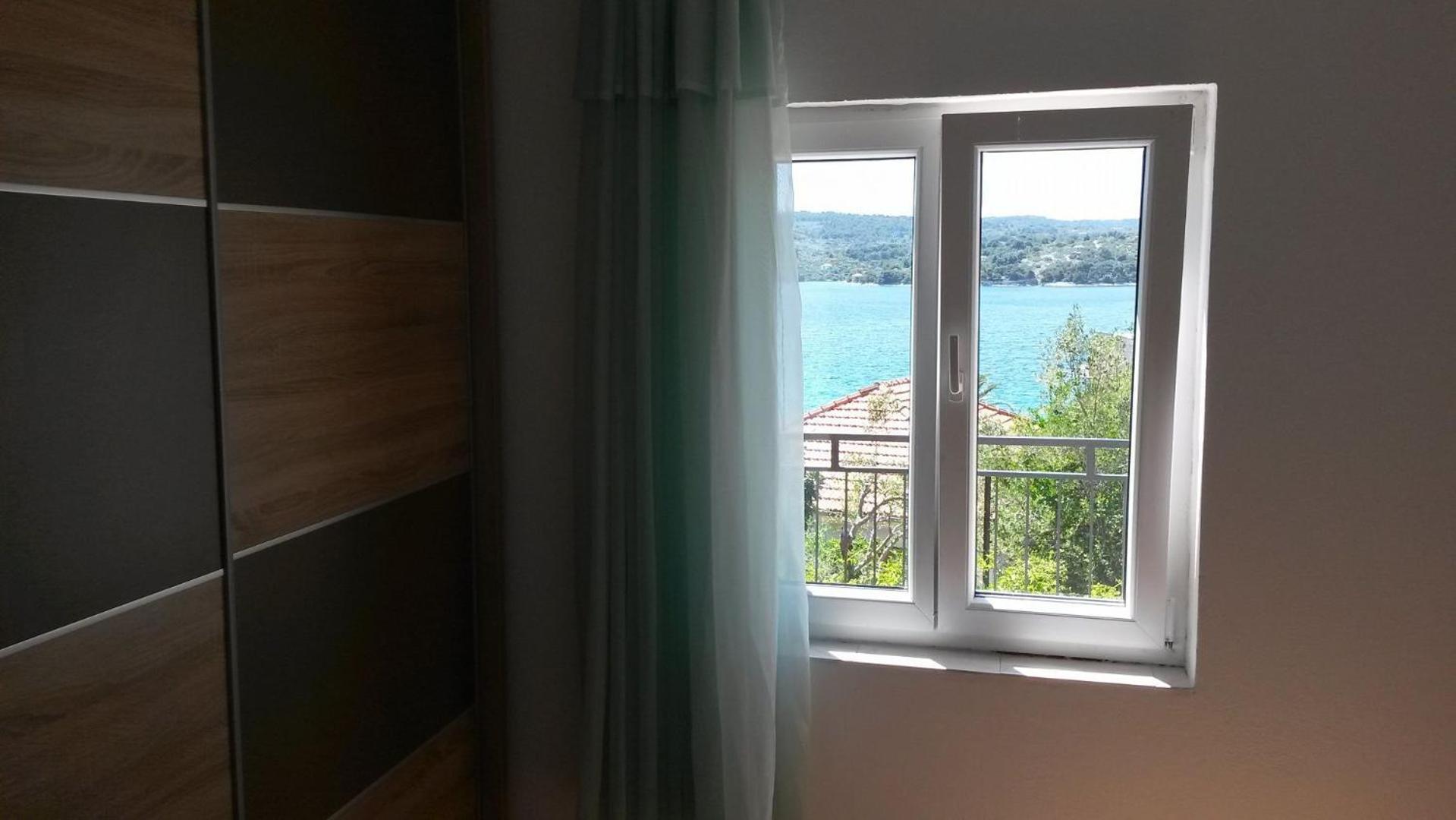 Apartments Janja - Terrace Sea View Nečujam Eksteriør billede